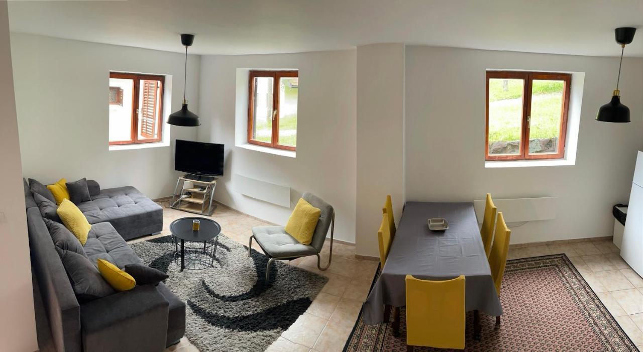 Veselica Villa Divcibare Ngoại thất bức ảnh